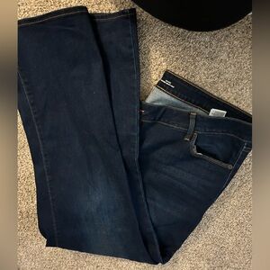 Old navy kicker boot jeans